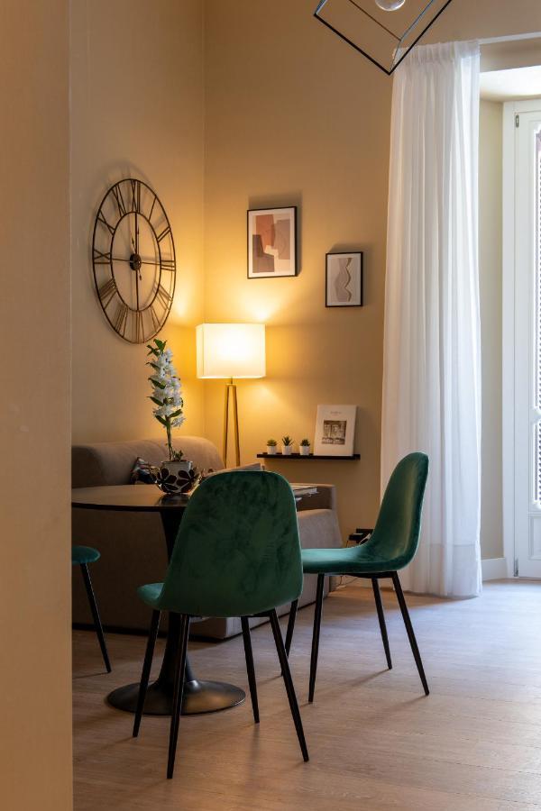 Palazzo Nana Suites & Apartments 那不勒斯 外观 照片