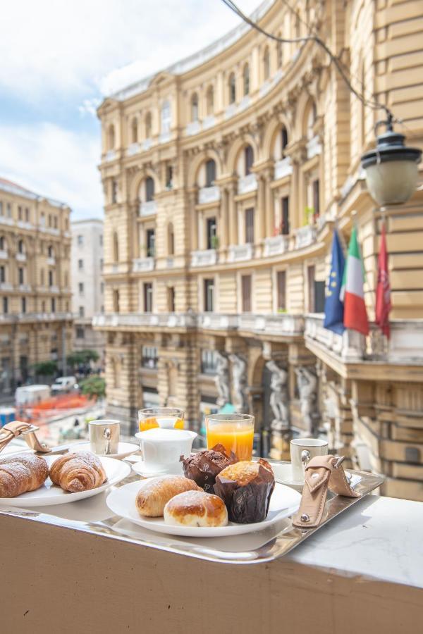 Palazzo Nana Suites & Apartments 那不勒斯 外观 照片