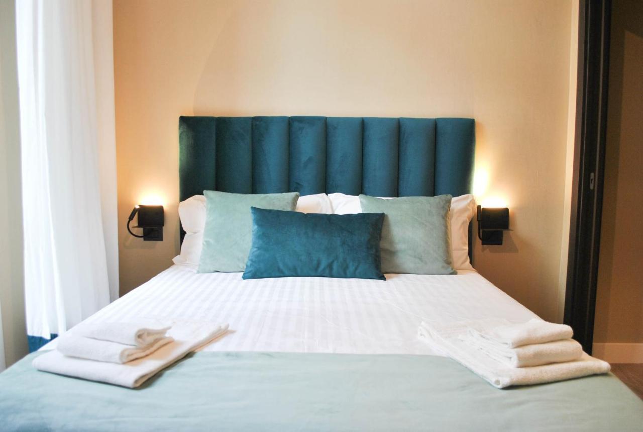 Palazzo Nana Suites & Apartments 那不勒斯 外观 照片