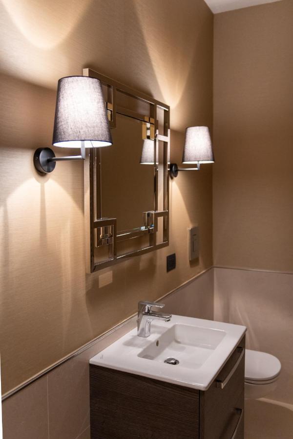 Palazzo Nana Suites & Apartments 那不勒斯 外观 照片
